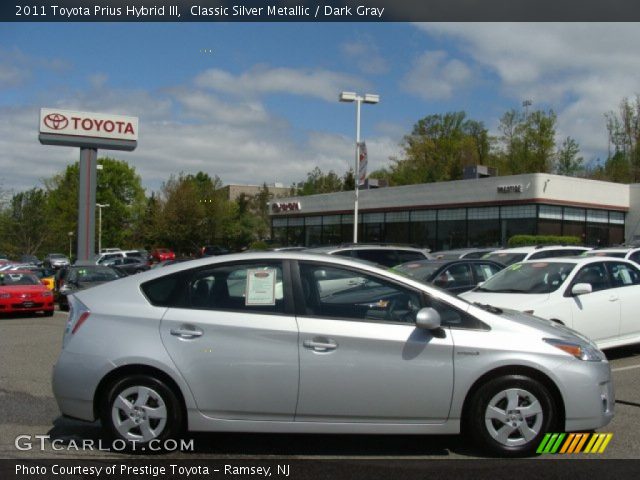 2011 Toyota Prius Hybrid III in Classic Silver Metallic