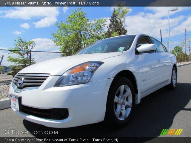 2009 Nissan Altima Hybrid in Winter Frost Pearl