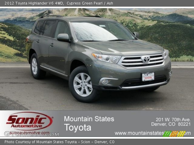 2012 Toyota Highlander V6 4WD in Cypress Green Pearl