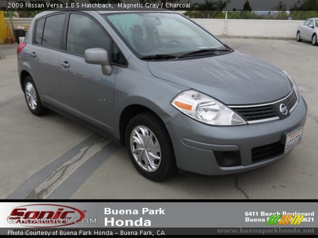 2009 Nissan Versa 1.8 S Hatchback in Magnetic Gray