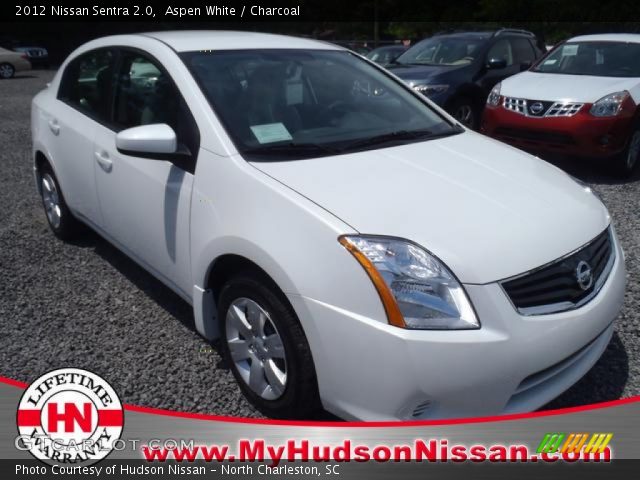 2012 Nissan Sentra 2.0 in Aspen White