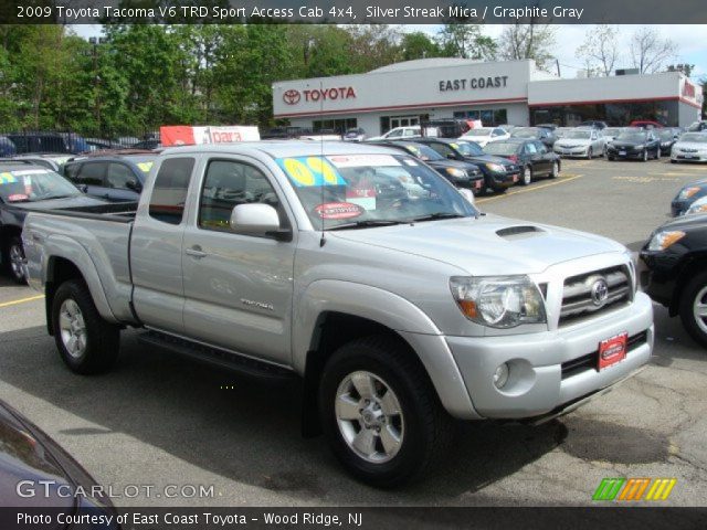 2009 Toyota Tacoma V6 TRD Sport Access Cab 4x4 in Silver Streak Mica