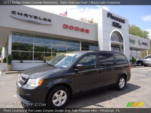 2011 Dodge Grand Caravan Mainstreet in Dark Charcoal Pearl