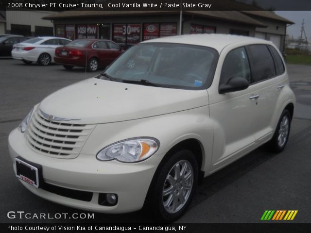 2008 Chrysler PT Cruiser Touring in Cool Vanilla White