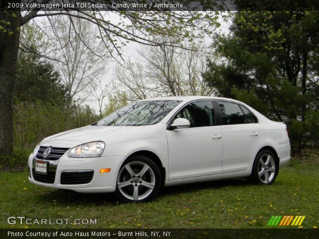 2009 Volkswagen Jetta TDI Sedan in Candy White