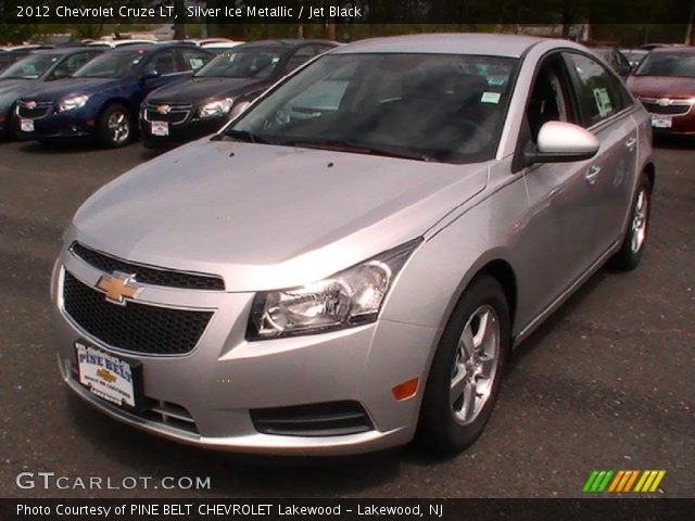 2012 Chevrolet Cruze LT in Silver Ice Metallic