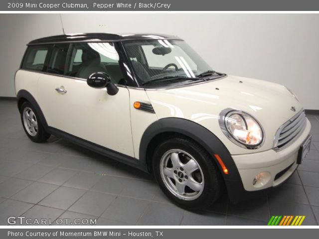 2009 Mini Cooper Clubman in Pepper White