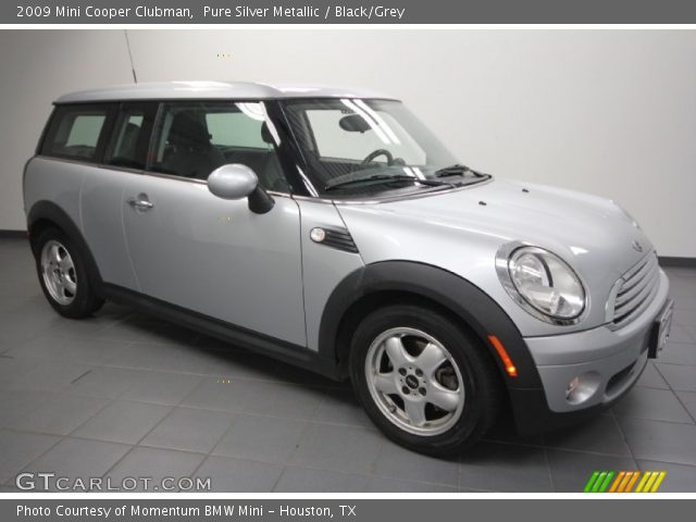2009 Mini Cooper Clubman in Pure Silver Metallic