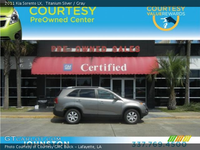 2011 Kia Sorento LX in Titanium Silver