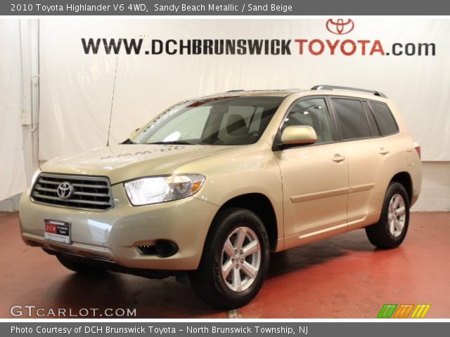 2010 Toyota Highlander V6 4WD in Sandy Beach Metallic
