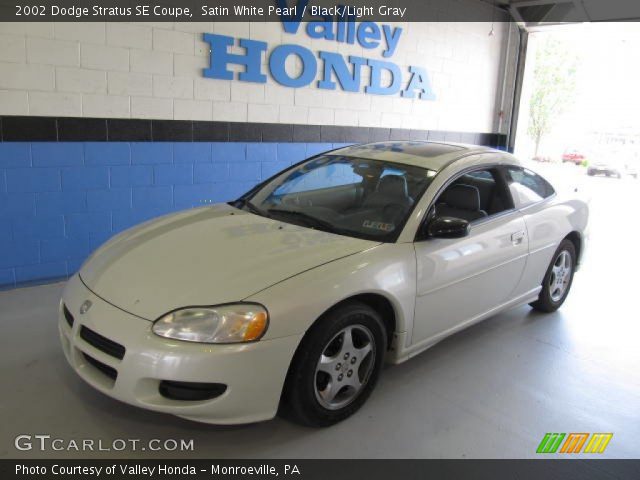 2002 Dodge Stratus SE Coupe in Satin White Pearl