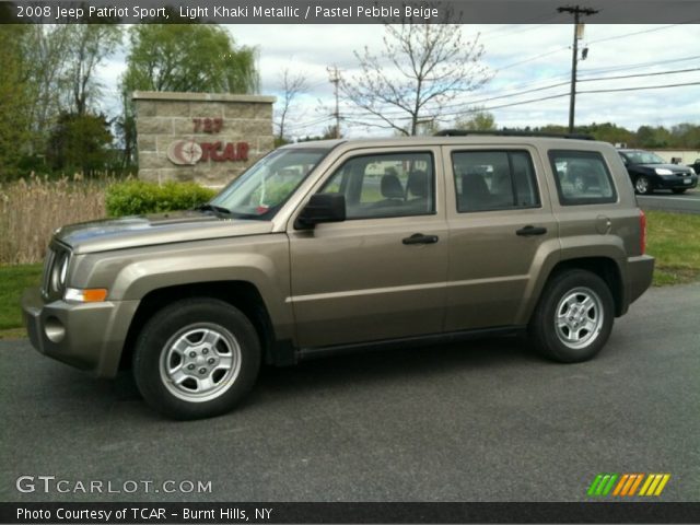 2008 Jeep Patriot Sport in Light Khaki Metallic