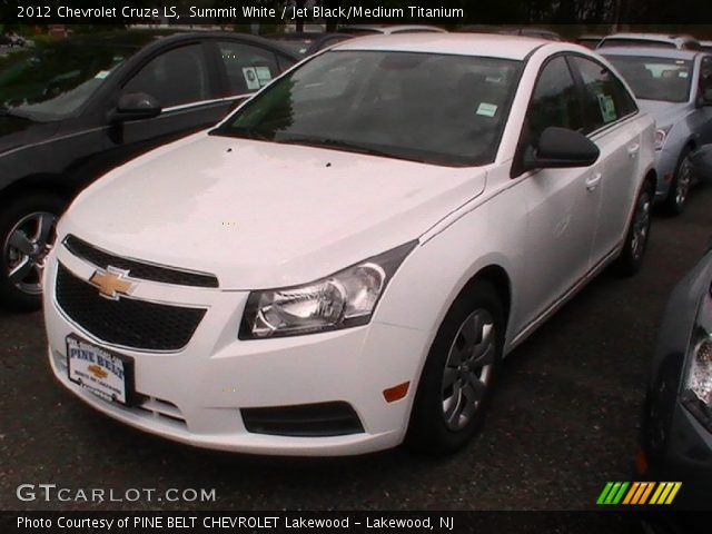 2012 Chevrolet Cruze LS in Summit White