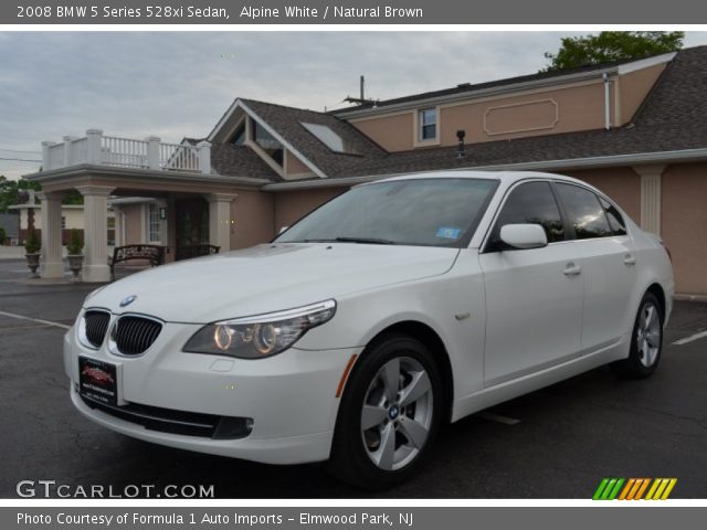 2008 BMW 5 Series 528xi Sedan in Alpine White