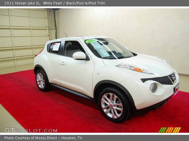 2011 Nissan Juke SL in White Pearl