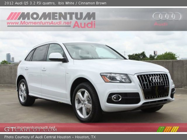 2012 Audi Q5 3.2 FSI quattro in Ibis White