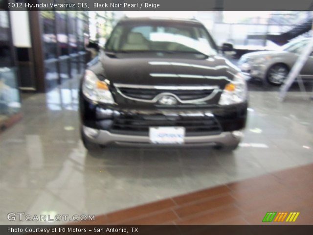 2012 Hyundai Veracruz GLS in Black Noir Pearl