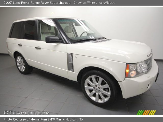 2007 Land Rover Range Rover Supercharged in Chawton White