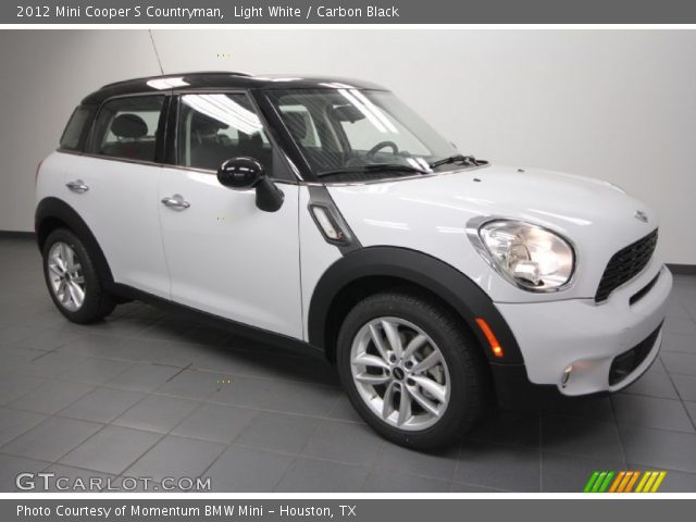 2012 Mini Cooper S Countryman in Light White