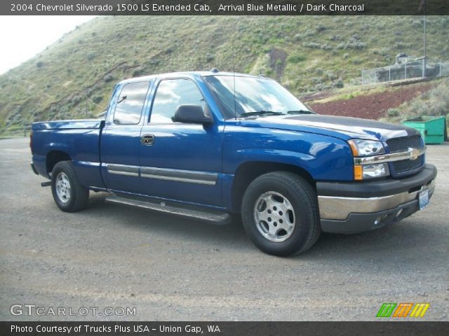 2004 Chevrolet Silverado 1500 LS Extended Cab in Arrival Blue Metallic