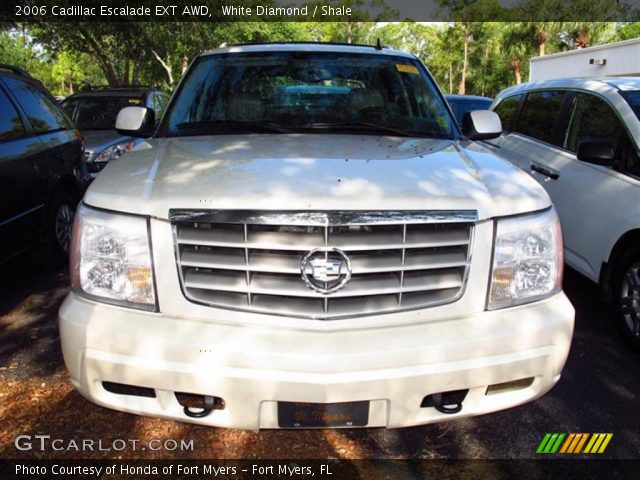 2006 Cadillac Escalade EXT AWD in White Diamond