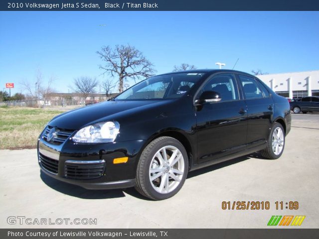 2010 Volkswagen Jetta S Sedan in Black