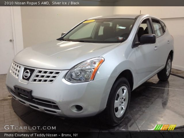 2010 Nissan Rogue S AWD in Silver Ice