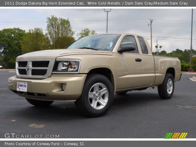 2011 Dodge Dakota Big Horn Extended Cab in White Gold Metallic