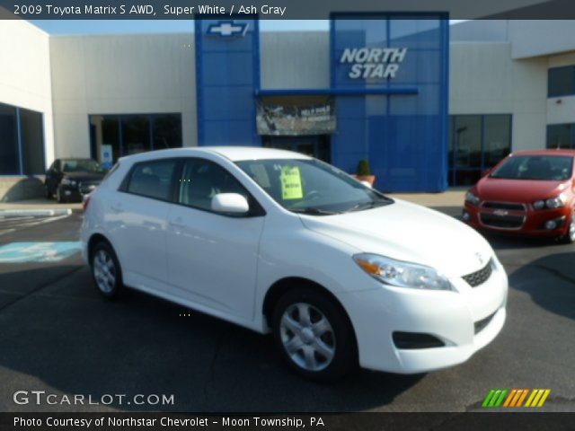 2009 Toyota Matrix S AWD in Super White