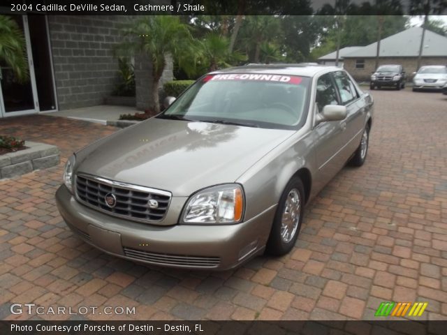 2004 Cadillac DeVille Sedan in Cashmere