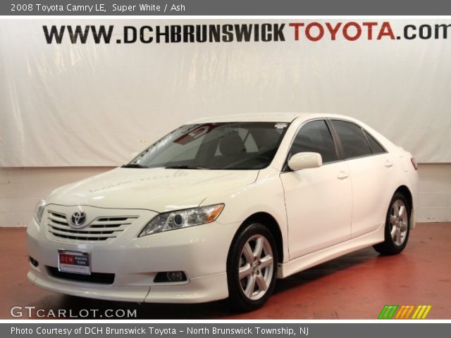 2008 Toyota Camry LE in Super White