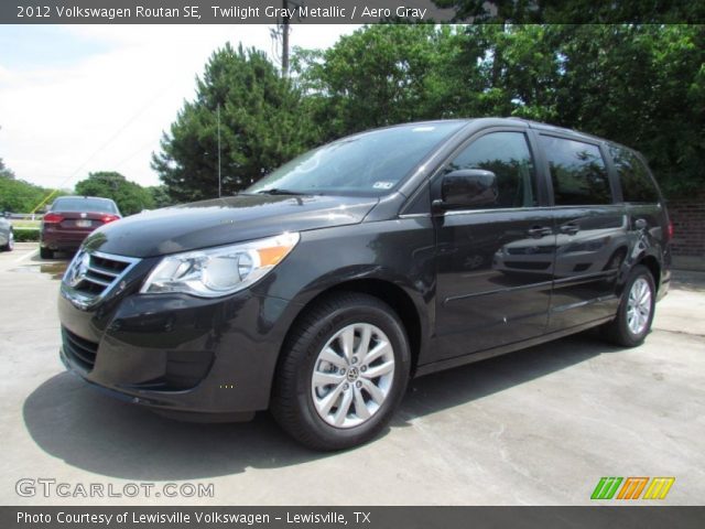 2012 Volkswagen Routan SE in Twilight Gray Metallic