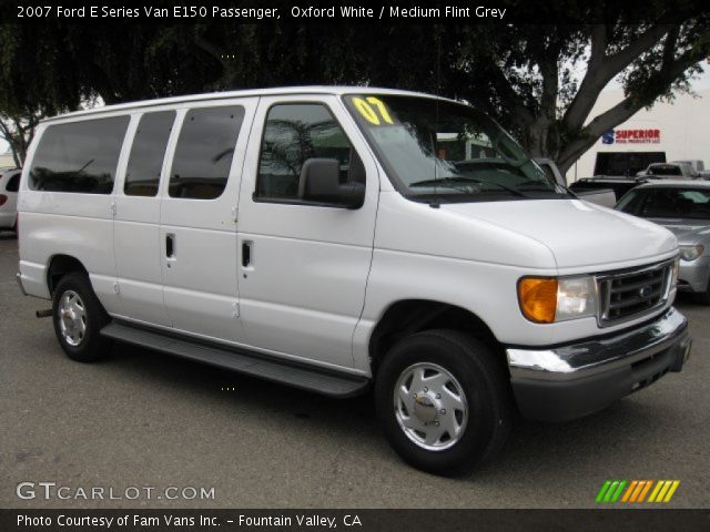 2007 Ford E Series Van E150 Passenger in Oxford White