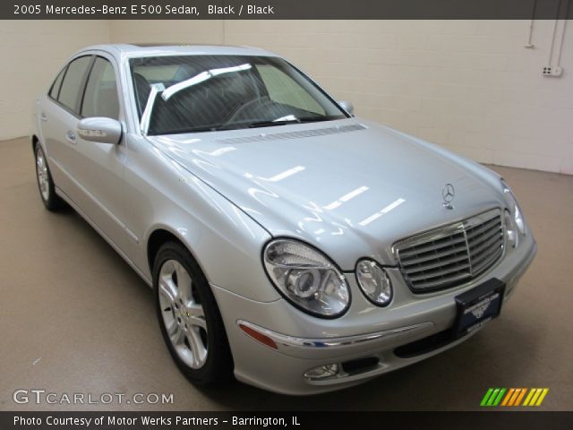 2005 Mercedes-Benz E 500 Sedan in Black
