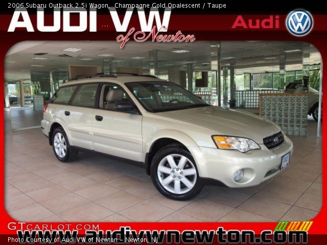 2006 Subaru Outback 2.5i Wagon in Champagne Gold Opalescent