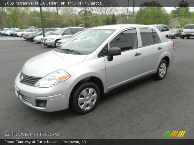 2009 Nissan Versa 1.6 Sedan in Brillant Silver