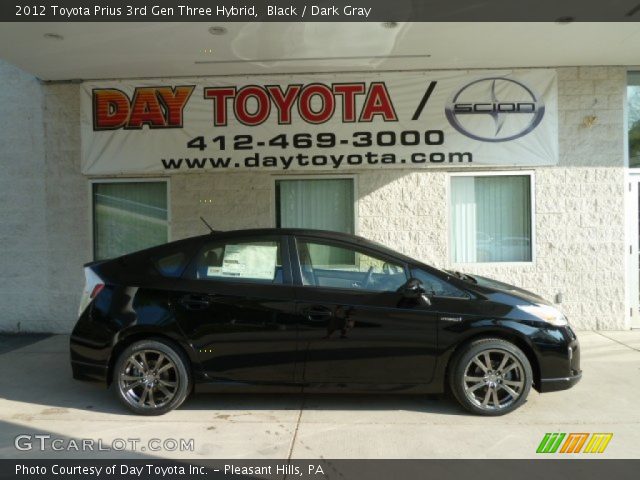 2012 Toyota Prius 3rd Gen Three Hybrid in Black