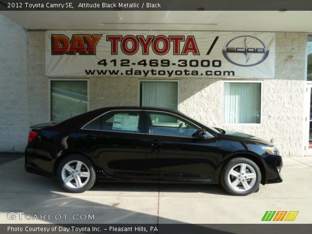 2012 Toyota Camry SE in Attitude Black Metallic
