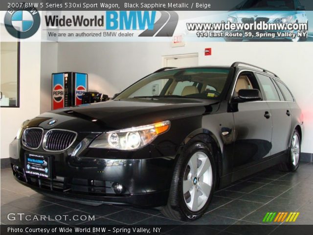 2007 BMW 5 Series 530xi Sport Wagon in Black Sapphire Metallic