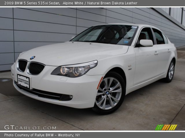 2009 BMW 5 Series 535xi Sedan in Alpine White