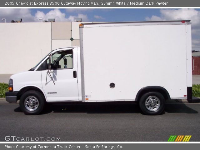 2005 Chevrolet Express 3500 Cutaway Moving Van in Summit White