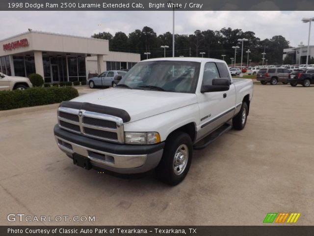 1998 Dodge Ram 2500 Laramie Extended Cab in Bright White