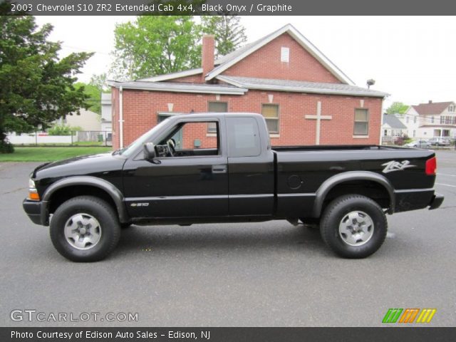 2003 Chevrolet S10 ZR2 Extended Cab 4x4 in Black Onyx
