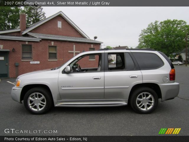 2007 GMC Envoy Denali 4x4 in Silver Mist Metallic