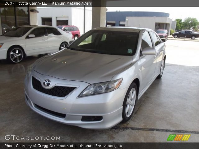 2007 Toyota Camry LE in Titanium Metallic