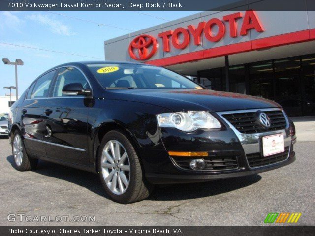 2010 Volkswagen Passat Komfort Sedan in Deep Black