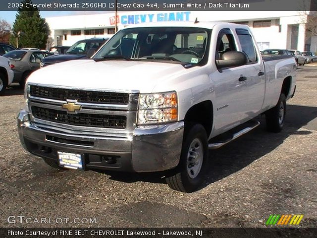 2009 Chevrolet Silverado 2500HD LS Crew Cab 4x4 in Summit White