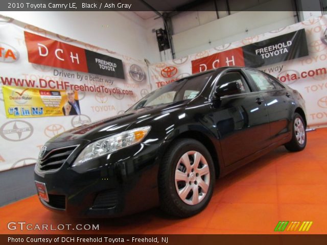 2010 Toyota Camry LE in Black