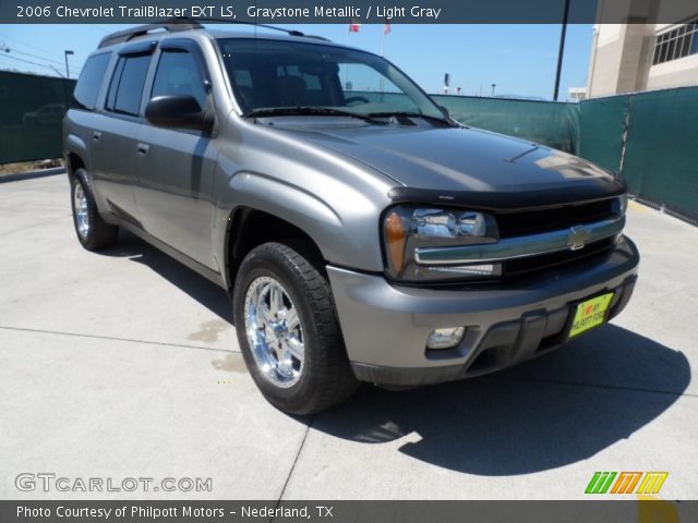 2006 Chevrolet TrailBlazer EXT LS in Graystone Metallic