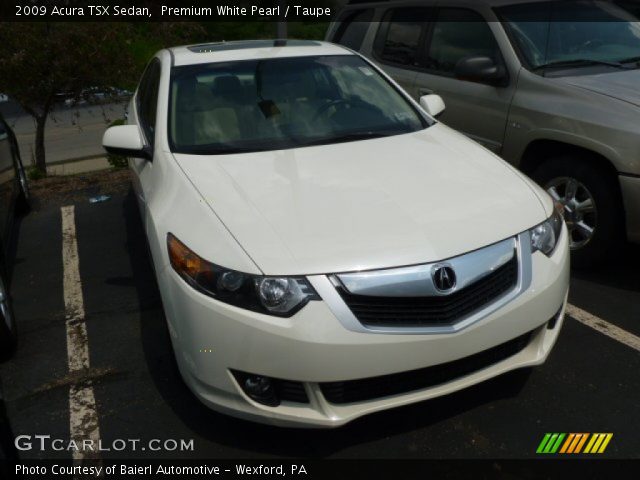 2009 Acura TSX Sedan in Premium White Pearl